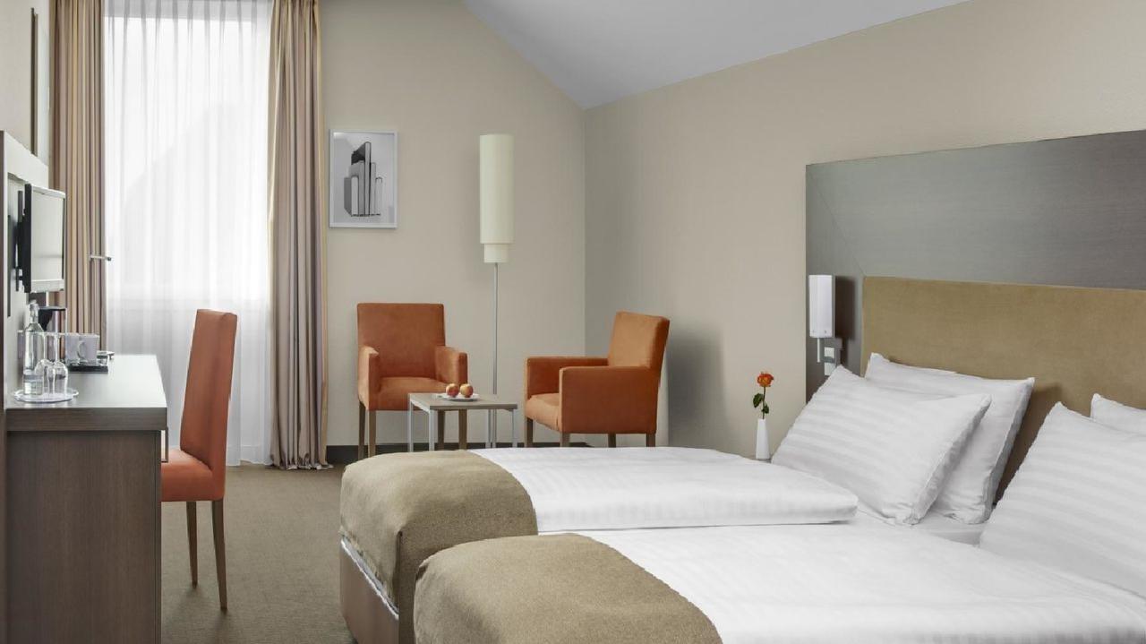 Intercityhotel Дармштадт Екстер'єр фото